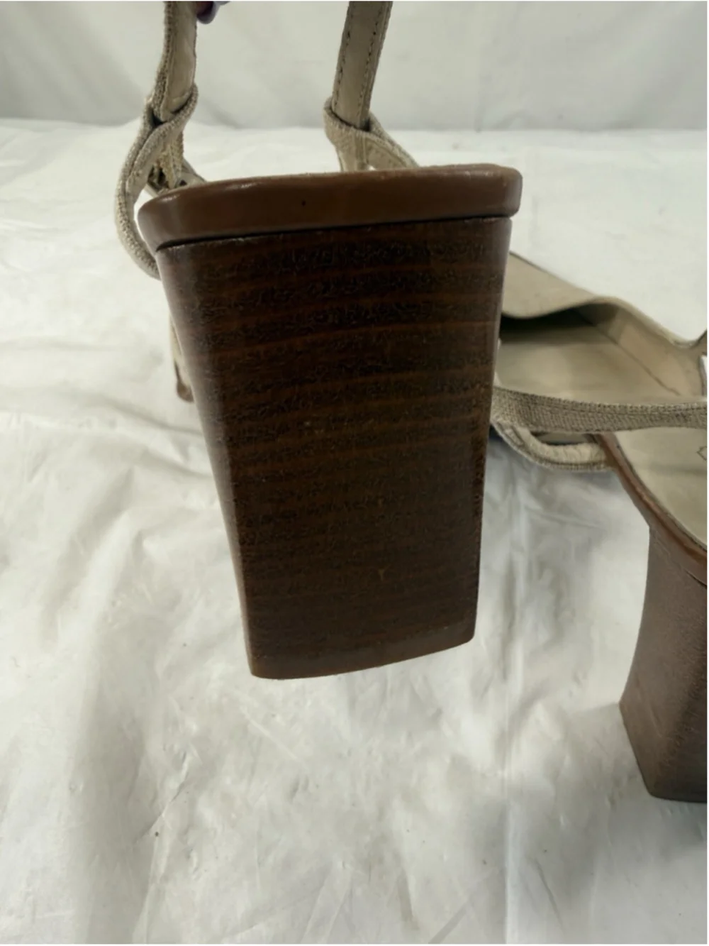 Coach Maddie neutral linen leather square toe slingback heels Sze 6.5 Italy Pump - Picture 10 of 15